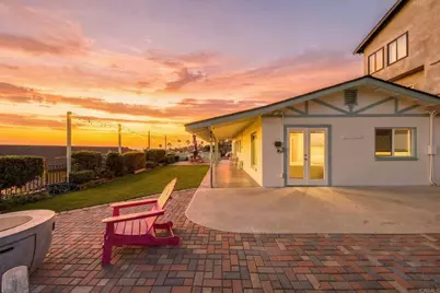 67 E E Street, Encinitas, CA 92024 - Photo 1