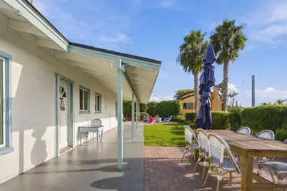67 E E Street, Encinitas, CA 92024 - Photo 20