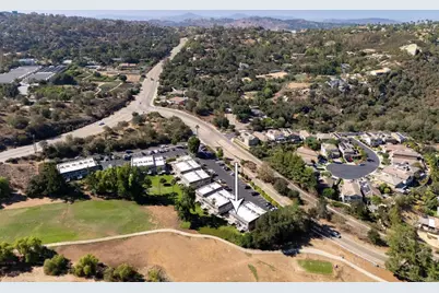 27739 Mountain Meadow Road #8, Escondido, CA 92027 - Photo 20