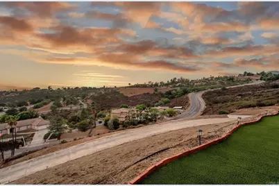 15844 Broad Oaks Road, El Cajon, CA 92021 - Photo 8