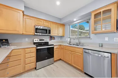 4503 Kittiwake Way, Oceanside, CA 92057 - Photo 12