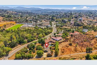 919 Valley Dr, Vista, CA 92084 - Photo 44