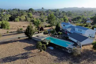 1701 Acacia Ln, Fallbrook, CA 92028 - Photo 8
