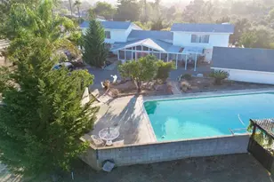 1701 Acacia Ln, Fallbrook, CA 92028 - Photo 22