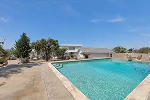 1701 Acacia Ln, Fallbrook, CA 92028 - Photo 2