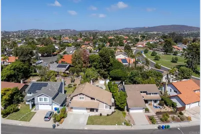 2606 Sombrosa Street, Carlsbad, CA 92009 - Photo 36