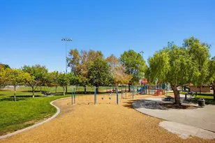 37375 Paseo Tulipa, Murrieta, CA 92563 - Photo 46