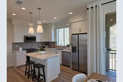 719 Vibrant, Escondido, CA 92026 - Photo 2