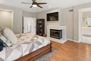 9606 Claiborne Square, La Jolla, CA 92037 - Photo 24