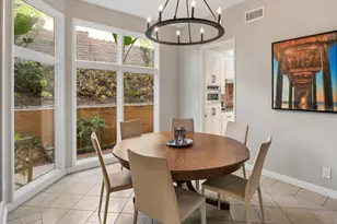 9606 Claiborne Square, La Jolla, CA 92037 - Photo 12