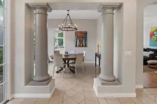 9606 Claiborne Square, La Jolla, CA 92037 - Photo 10
