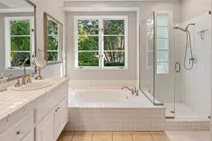 9606 Claiborne Square, La Jolla, CA 92037 - Photo 32