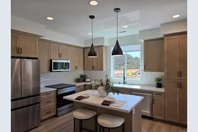 2607 Radiant, Escondido, CA 92026 - Photo 2