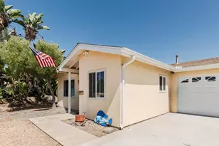 219 Gloxina St, Encinitas, CA 92024 - Photo 2