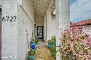 6727 Russelia Ct, Carlsbad, CA 92011 - Photo 2