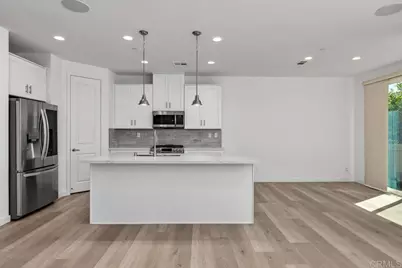 3131 Asto Pl, Carlsbad, CA 92010 - Photo 10