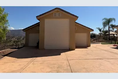 3041 Rue Montreux, Escondido, CA 92026 - Photo 2