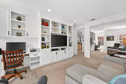 2538 Navarra Drive #C, Carlsbad, CA 92009 - Photo 4