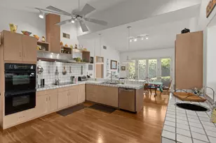 350 Mesa Way, La Jolla, CA 92037 - Photo 20