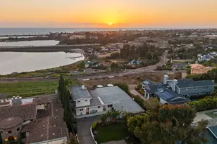 4347 Highland Dr, Carlsbad, CA 92008 - Photo 2