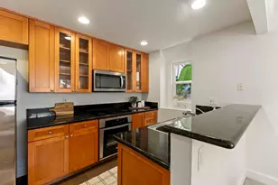 8503 Villa La Jolla Dr, La Jolla, CA 92037 - Photo 10
