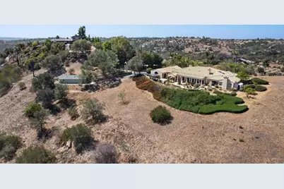 2258 Gird Rd, Fallbrook, CA 92028 - Photo 4