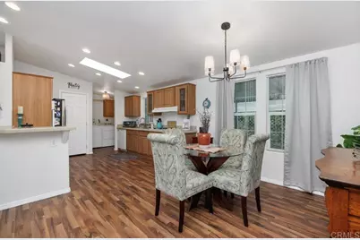 120 Brookside Lane, Oceanside, CA 92056 - Photo 14