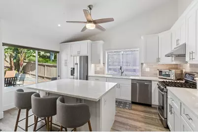 1642 Marbella Drive, Vista, CA 92081 - Photo 2