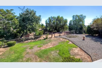 1461 Boyle Avenue, Escondido, CA 92027 - Photo 24