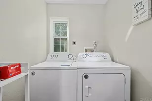 730 Breeze Hill Rd, Vista, CA 92081 - Photo 16