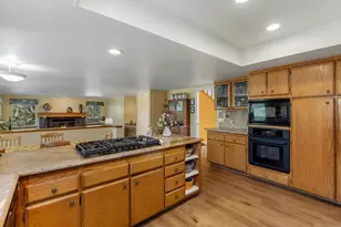 13872 Misty Oak Rd, Valley Center, CA 92082 - Photo 10