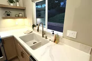 622 Glencrest Pl, Solana Beach, CA 92075 - Photo 22