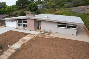 622 Glencrest Pl, Solana Beach, CA 92075 - Photo 2