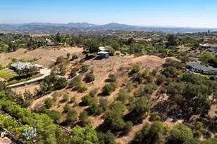 4880 San Jacinto Cir E, Fallbrook, CA 92028 - Photo 46