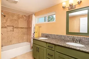 4880 San Jacinto Cir E, Fallbrook, CA 92028 - Photo 26
