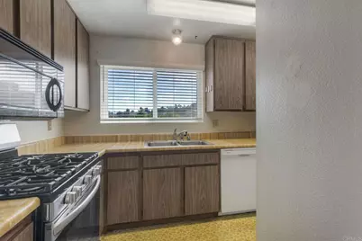 1344 Panorama Ridge, Oceanside, CA 92056 - Photo 8