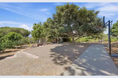 2900 Harris Drive, Vista, CA 92084 - Photo 26