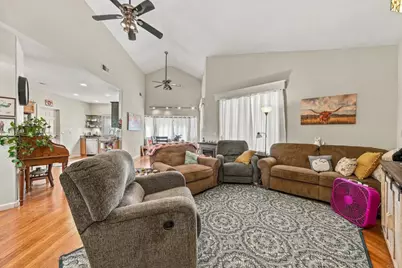 17905 Bunker Road, Hidden Valley Lake, CA 95467 - Photo 14