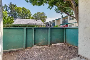1811 E Grand Ave, Escondido, CA 92027 - Photo 16