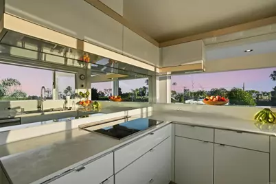 5628 Linda Rosa, La Jolla, CA 92037 - Photo 18