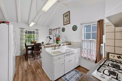 727 E 2nd Ave, Escondido, CA 92025 - Photo 14