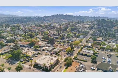 727 E 2nd Ave, Escondido, CA 92025 - Photo 36