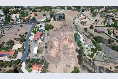 2437 Gracey Lane, Fallbrook, CA 92028 - Photo 24