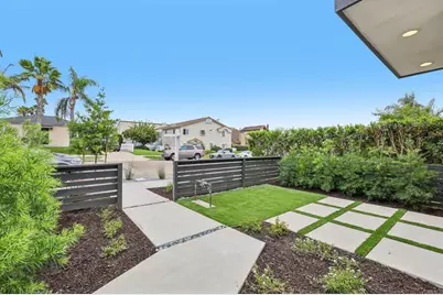 4064 4066 Haines Street, San Diego, CA 92109 - Photo 4