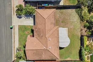 2241 Edgewood Pl, Oceanside, CA 92054 - Photo 24