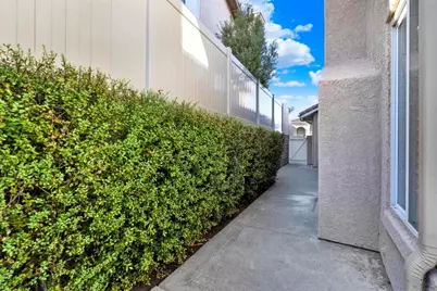 3733 Southridge Way, Oceanside, CA 92056 - Photo 62