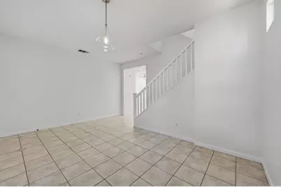 471 Camino Verde, San Marcos, CA 92078 - Photo 4
