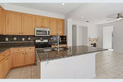 471 Camino Verde, San Marcos, CA 92078 - Photo 10