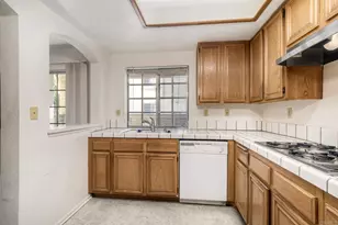 750 Breeze Hill Road, Vista, CA 92081 - Photo 8