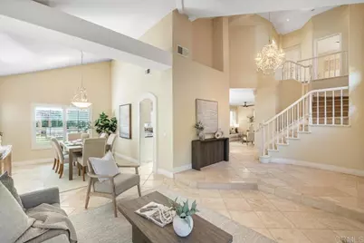 654 Cantara Ln, Vista, CA 92081 - Photo 10
